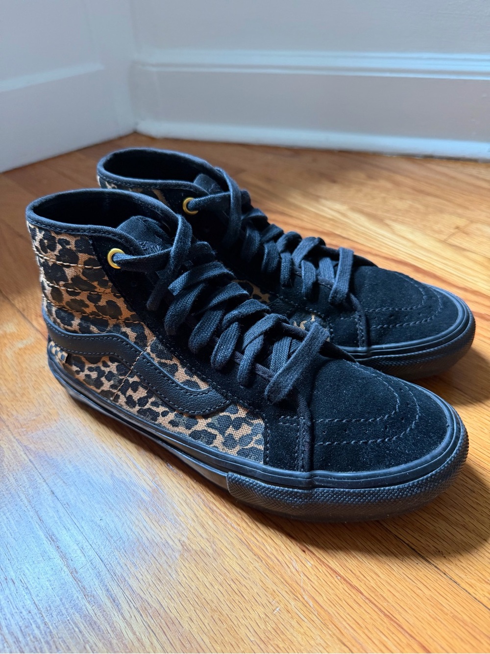 Vans Skate Sk8-Hi Decon Cher Strauberry Leopard Cheetah Print Women’s Size 8